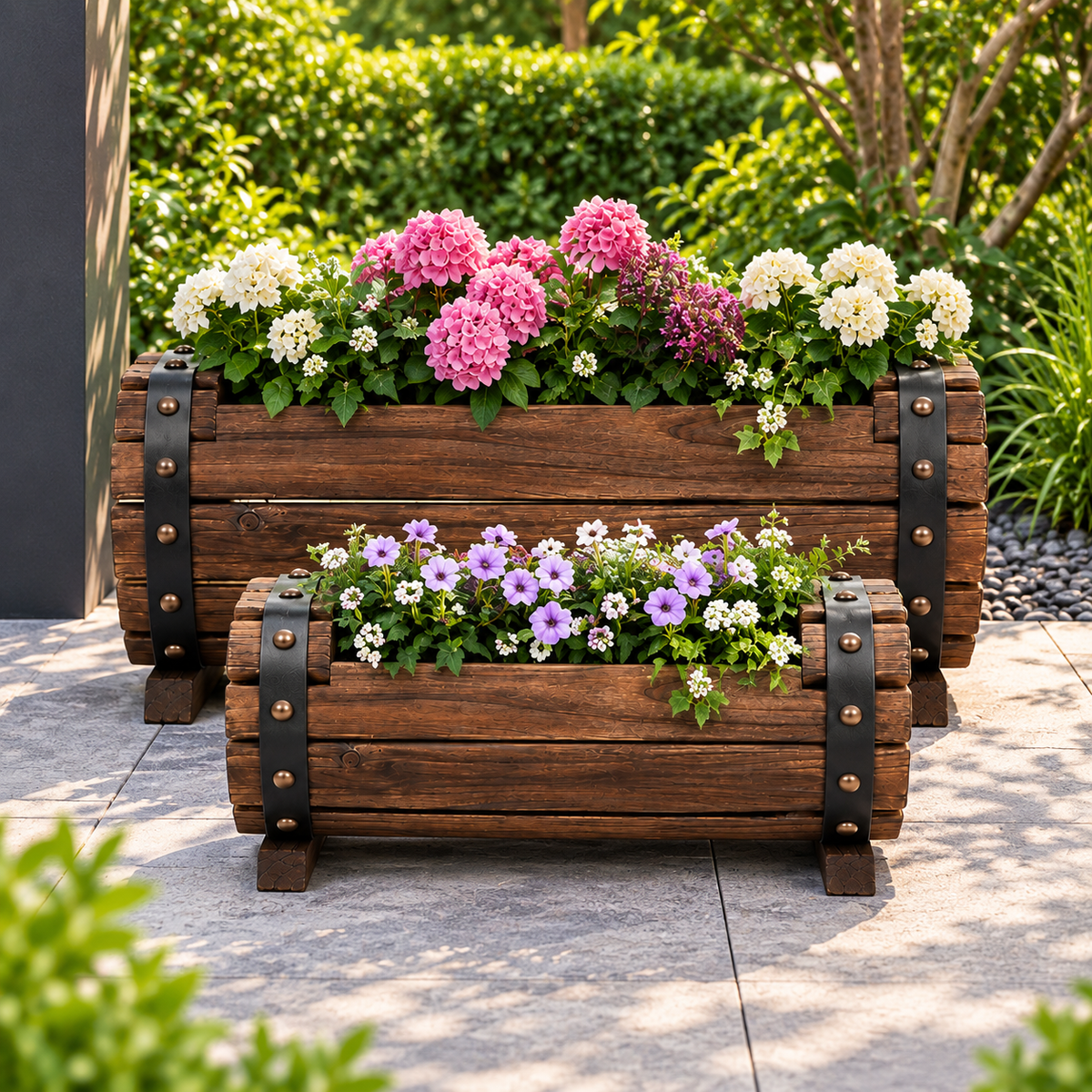 Veranne Solid Wood Barrel Planter Caelvorne