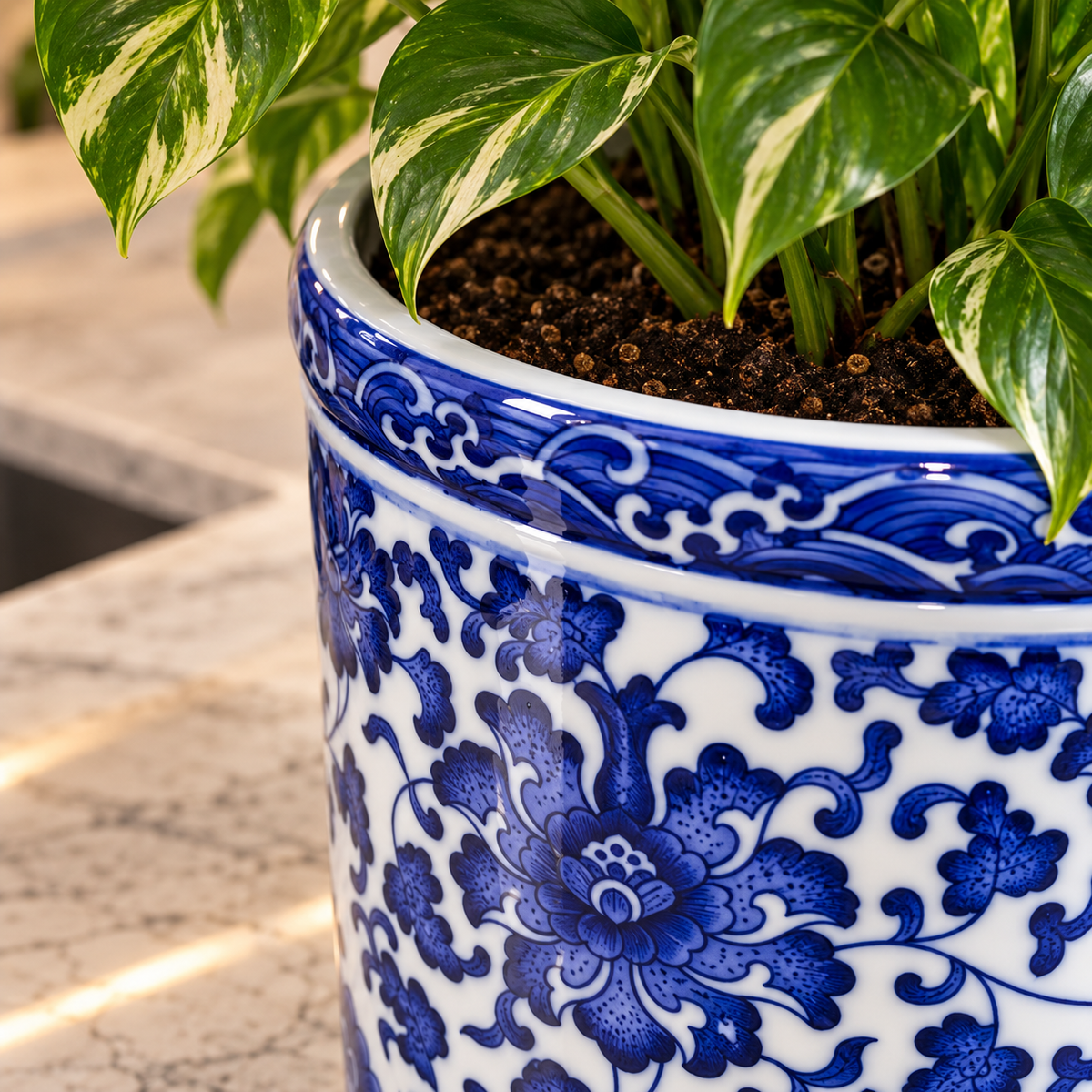 Larenne Blue & White Porcelain Plant Pot Caelvorne