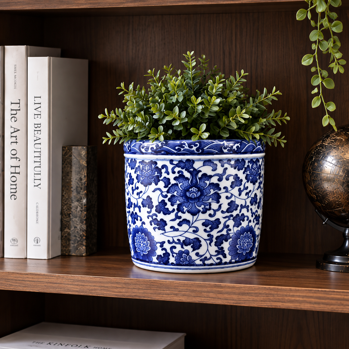 Larenne Blue & White Porcelain Plant Pot Caelvorne