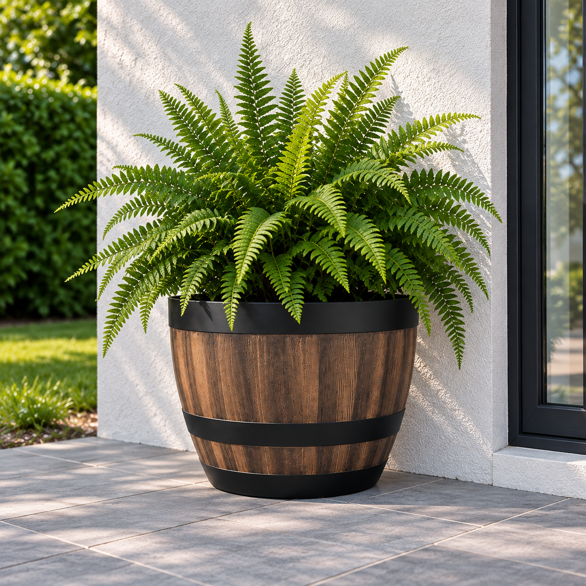 Ambervale Wood-Effect Barrel Plant Pot Caelvorne