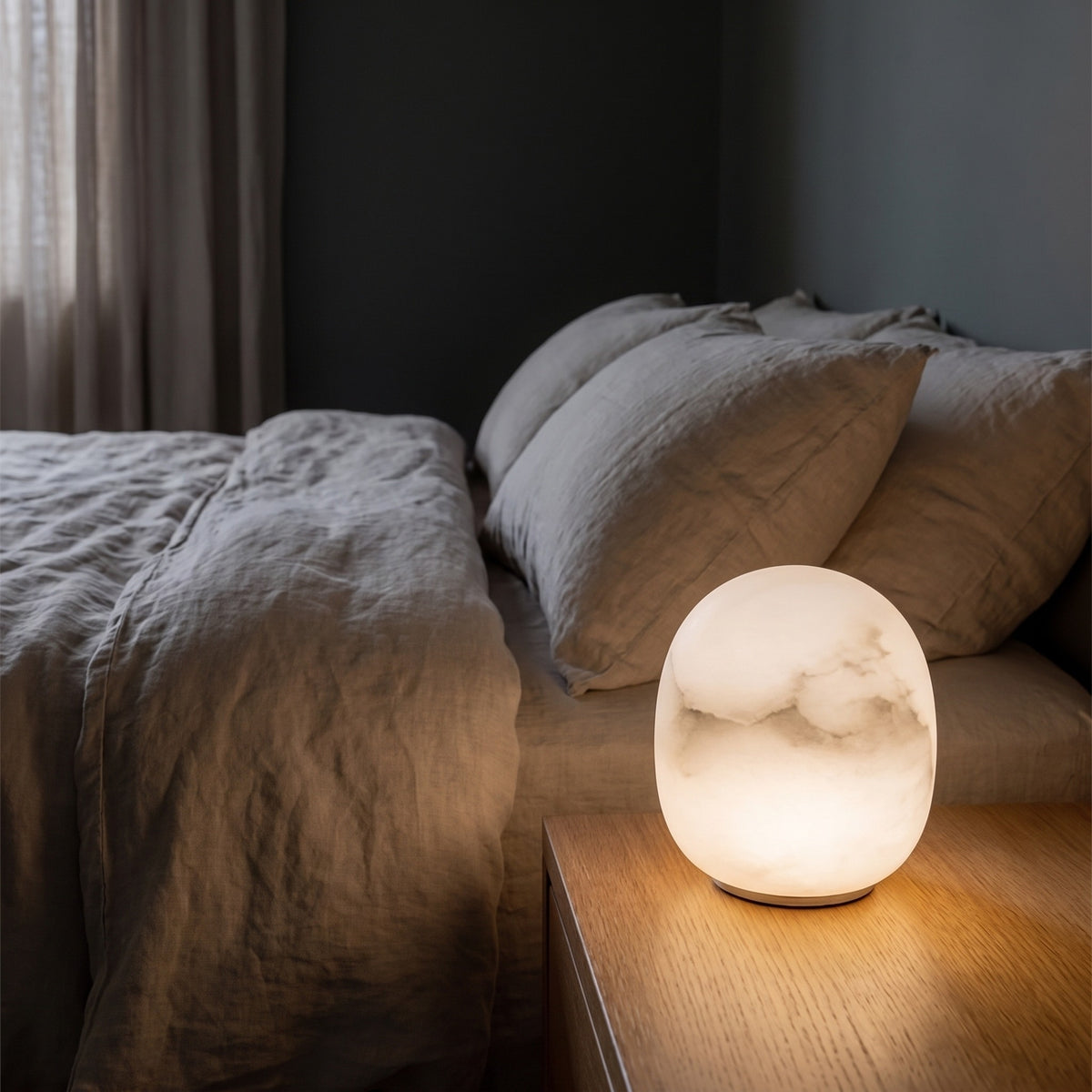 Calmora alabaster lamp as a bedside night light