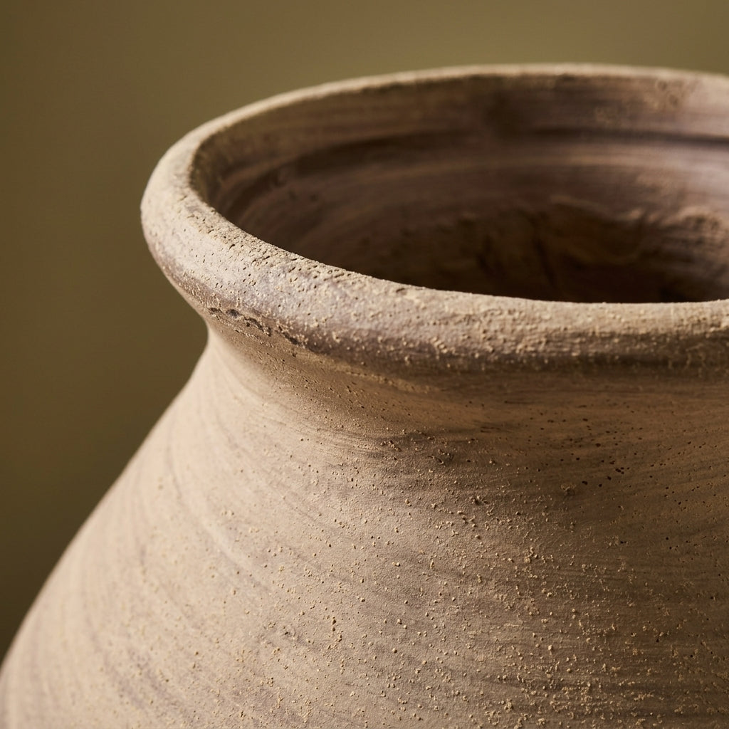Corvelle Rustic Clay Urn Vase Caelvorne